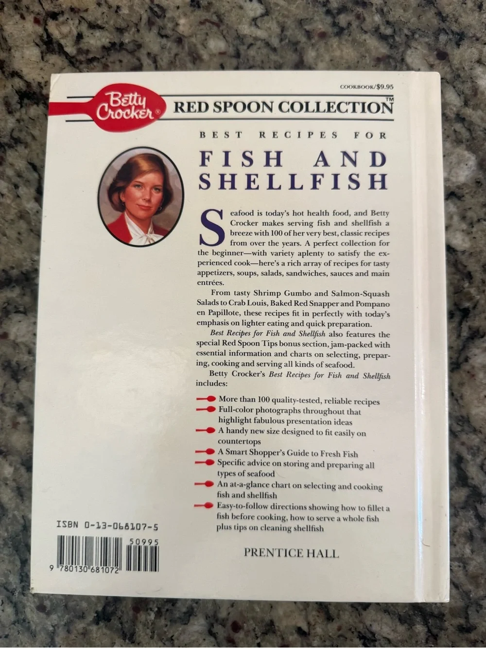 Betty Crocker Fish and Shellfish Recipe Book - Red Spoon Collections